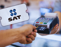 Para que un gasto sea considerado válido por el SAT, debes utilizar forzosamente una tarjeta de crédito, tarjeta de débito, transferencia electrónica o un cheque nominativo a tu nombre. ESPECIAL / CANVA