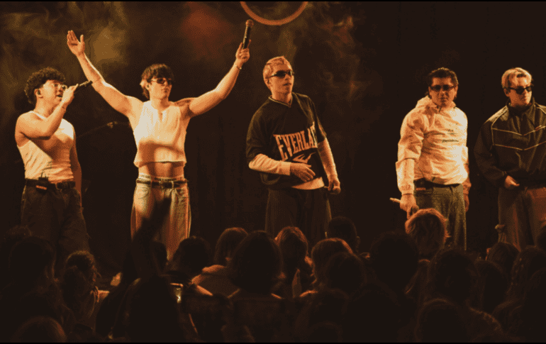 La banda Freekids vivió un momento decisivo en su carrera el pasado 5 de abril al ofrecer en Progreso un concierto cargado de emoción y talento, consolidándose poco a poco dentro de la escena del urbano pop. ESPECIAL/ Facebook/ Freekids