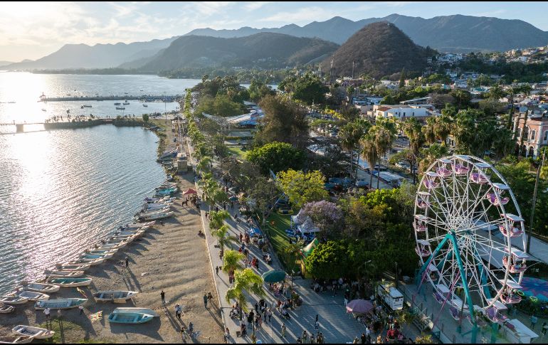Chapala refleja su calidad turística encaminada hacia la convivencia familiar. GOBIERNO DE CHAPALA