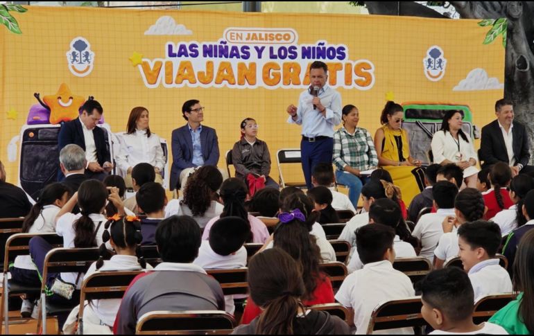 El programa gratuito para el transporte pública está dirigido a estudiantes de educación básica en todo Jalisco, señaló Lemus. CORTESÍA