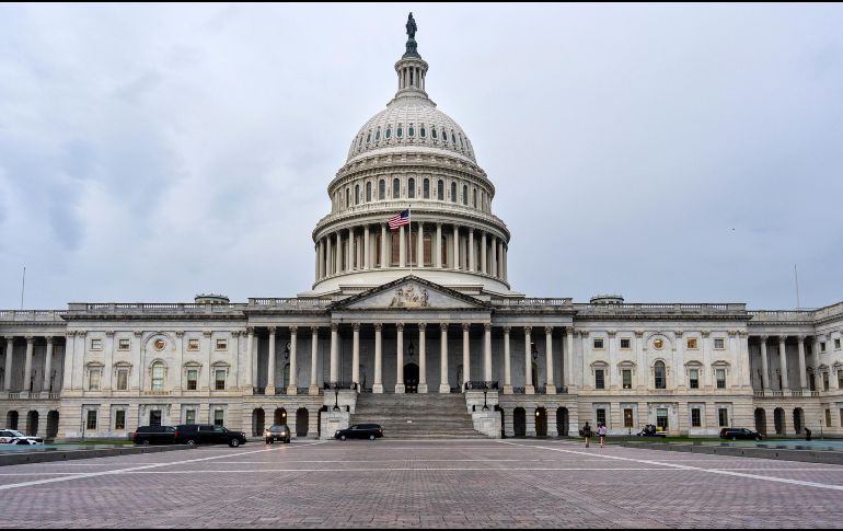 Legisladores demócratas continúan presionando para restringir la intervención en Irán. AP/ARCHIVO