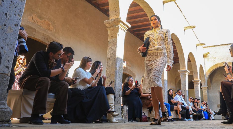 El evento tuvo lugar en el Antiguo Colegio de San Diego, uno de los edificios más antiguos de Guadalajara, cuya construcción comenzó en 1709 y que, a pesar de la moderna ciudad, conserva su estilo primitivo y original. EL INFORMADOR / J. Acosta