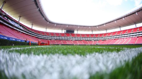 El estadio sustituyó el tradicional césped de invierno por uno de verano, mucho más adecuado para las condiciones climáticas de Guadalajara. IMAGO7.
