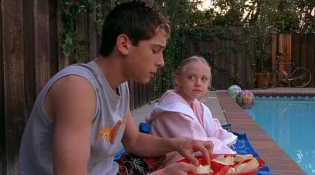 Dakota Fanning tuvo la oportunidad de compartir una divertida escena con 