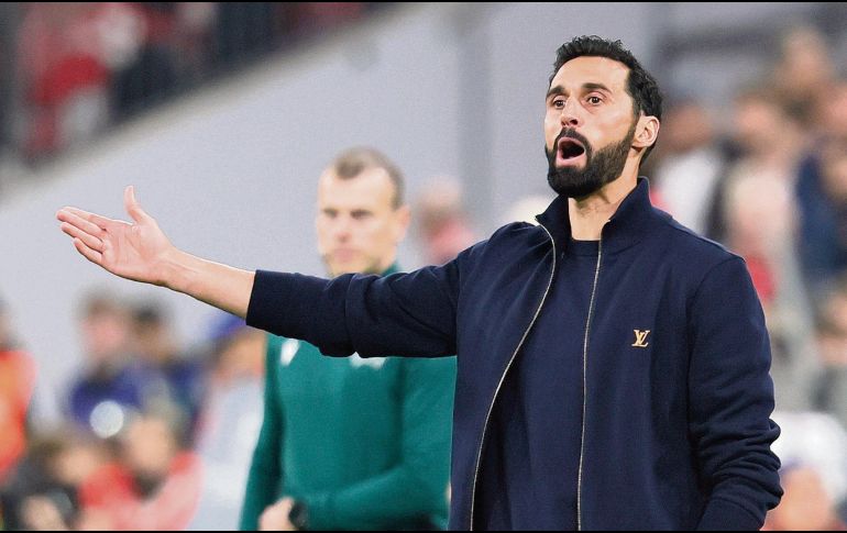 Álvaro Arbeloa defendió el trabajo de sus jugadores y dejó dudas sobre su futuro tras una temporada sin títulos. EFE