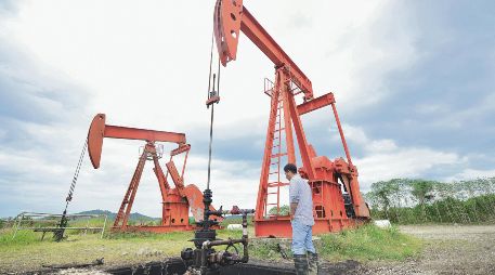 Instalaciones de Petróleos Mexicanos se han visto golpeadas en las últimas semanas debido a los derrames y siniestros, principalmente en la región del Golfo. AFP