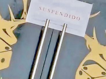 El establecimiento de la ciudad fronteriza luce sellos de suspensión emitidos por la Secretaría de Hacienda. ESPECIAL