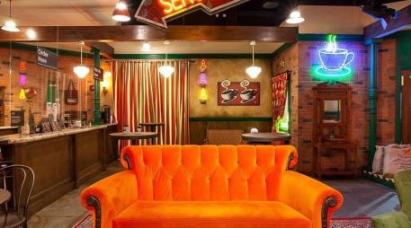 En esta experiencia los fanáticos mexicanos tendrán la oportunidad inigualable de caminar por los escenarios exactos donde Rachel, Ross, Monica, Chandler, Joey y Phoebe hicieron historia en la pantalla chica. ESPECIAL