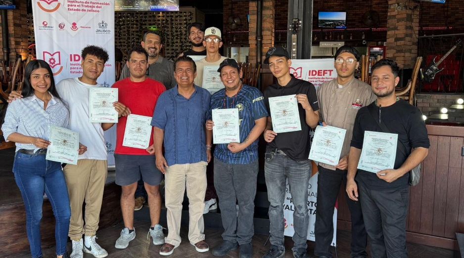 Este tipo de acciones responden a la visión del director general del IDEFT de impulsar la formación en sectores estratégicos como el turismo. ESPECIAL