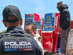 Este 16 de abril, elementos de la Policía Metropolitana  aseguraron 59 máquinas tragamonedas durante un operativo en la colonia La Mojonera. ESPECIAL/Secretaría de Seguridad