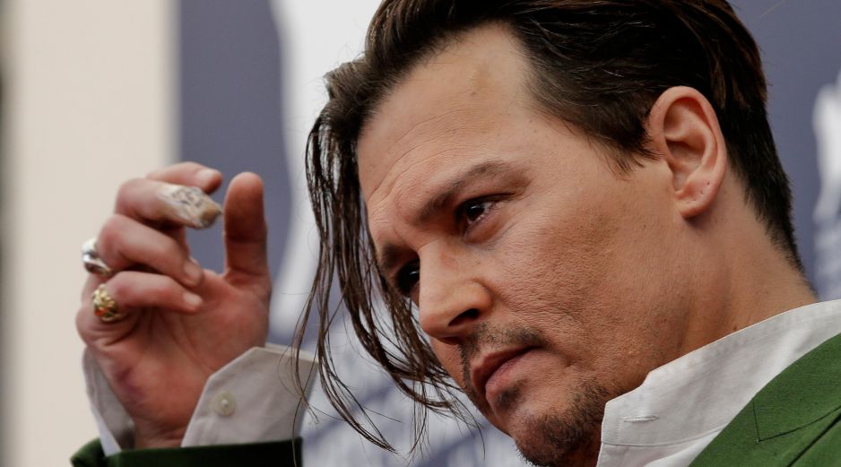 Johnny Depp marca su regreso a Hollywood con una reinterpretación oscura de un clásico navideño. AP/ARCHIVO