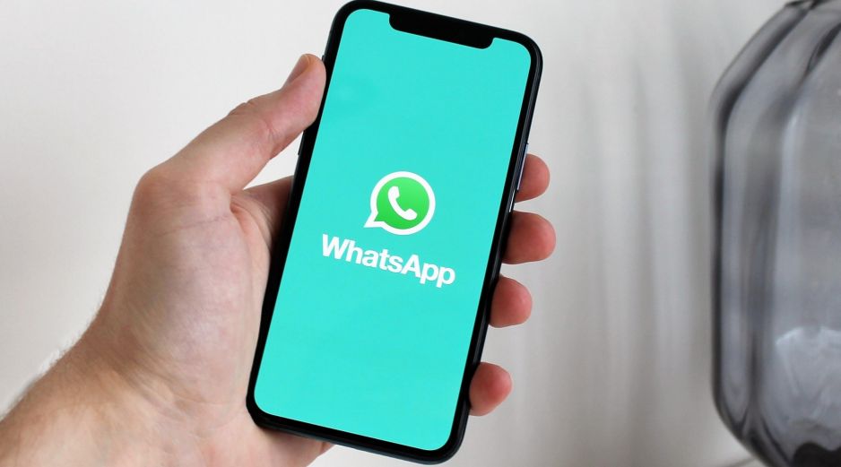 La nueva función Liquid Glass de WhatsApp será liberada de forma gradual a lo largo de abril del 2026. ESPECIAL/PIXABAY