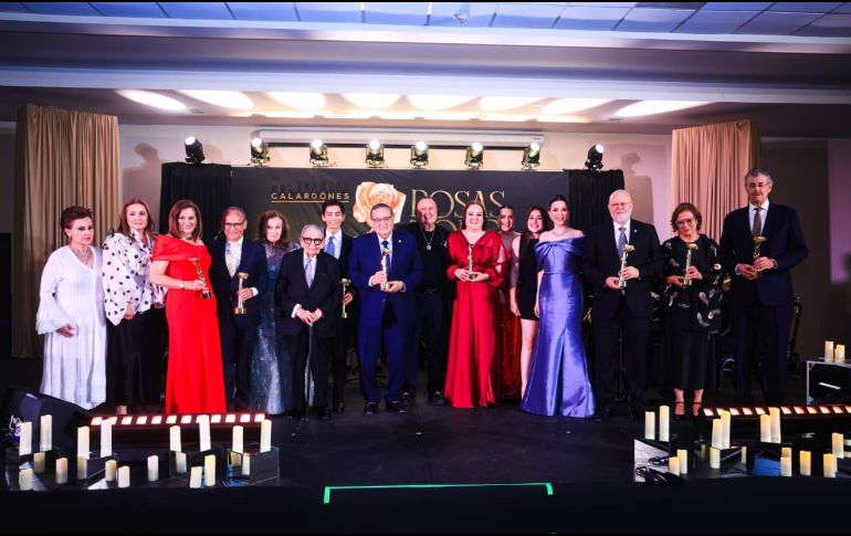 La Fundación Jaime Enrique Michel Velasco entregó los Galardones Rosas de Oro a distintas personalidades de Jalisco. EL INFORMADOR/ J. ACOSTA.
