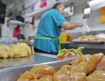 La Profeco recordó que los consumidores pueden checar en la plataforma Quién es Quién en los Precios los costos de cada producto de la canasta básica. EL INFORMADOR/ARCHIVO
