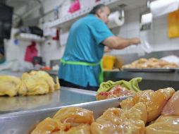 La Profeco recordó que los consumidores pueden checar en la plataforma Quién es Quién en los Precios los costos de cada producto de la canasta básica. EL INFORMADOR/ARCHIVO