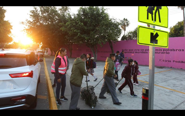 Los protocolos de seguridad en la escuela fueron activados ante el riesgo de que ocurriera una tragedia. EL INFORMADOR/ARCHIVO