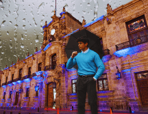 Si tienes planes al aire libre este sábado, toma precauciones: las nubes regresan y traen consigo la tan esperada probabilidad de lluvia durante la noche. ESPECIAL / CANVA