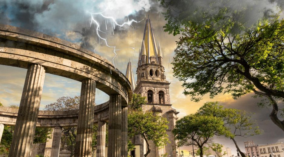 Las precipitaciones y la formación de tormentas pueden adelantarse o retrasarse de manera imprevista, algo que aplica al clima de Guadalajara. ESPECIAL / CANVA