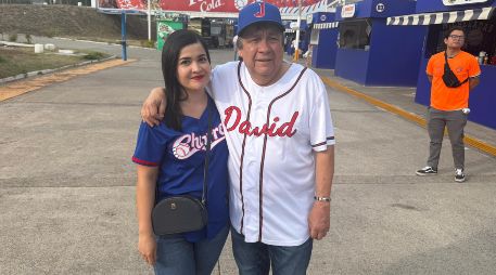 La fe se mantiene intacta entre la afición de los Charros de Jalisco. EL INFORMADOR/ A. GARCÍA.