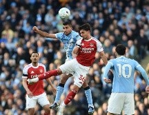 Manchester despertó este domingo con la ilusión de seguir en la carrera de la Premier League y concretó la victoria 2-1 sobre el Arsenal en el Etihad Stadium. EFE / P. Powell