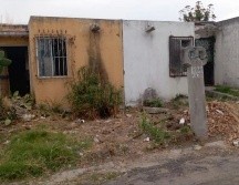 El colectivo de búsqueda Corazones Unidos logró el hallazgo de siete nuevos cuerpos al interior de fincas abandonadas del fraccionamiento Lomas de la Capilla. ESPECIAL.