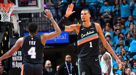 Los Spurs de San Antonio volvieron a la Postemporada de la NBA por primera vez desde 2019 y lo hicieron de gran forma. AFP/ M. GONZALES.