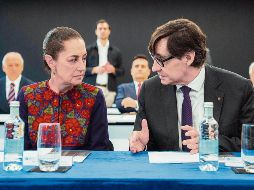 La Presidenta tuvo un encuentro con Salvador Illa, presidente de la Generalitat de Cataluña, en su último día en España. EFE