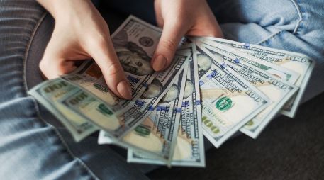 El tipo de cambio FIX, de acuerdo al Diario Oficial de la Federación (DOF), es de 17.2447. UNSPLASH / A. MILS