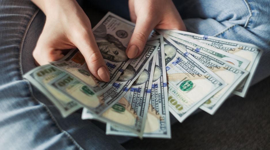 El tipo de cambio FIX, de acuerdo al Diario Oficial de la Federación (DOF), es de 17.2447. UNSPLASH / A. MILS