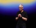 Tim Cook se unió a Apple en 1998 y se convirtió en su CEO en 2011. EFE/J. Mabanglo