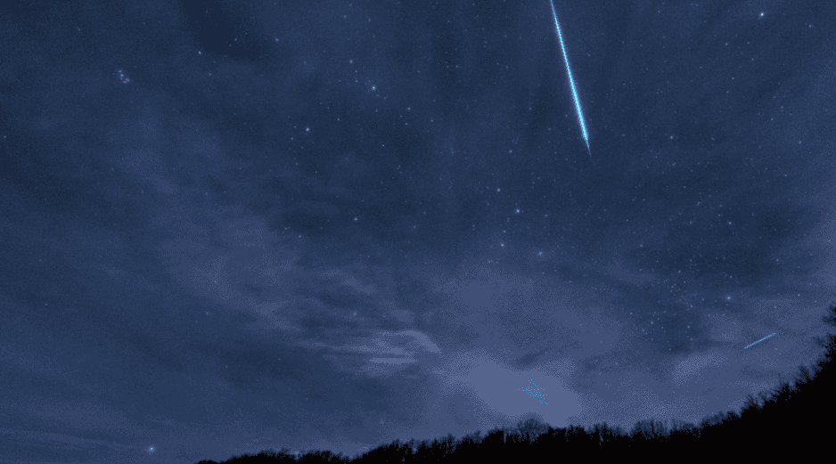 La lluvia de meteoros Líridas 2026, que iluminará fugazmente el paisaje con destellos de luz. UNSPLASH.