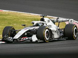 Checo Pérez podría sacar ventaja en duelos cerrados y mejorar su rendimiento. AFP