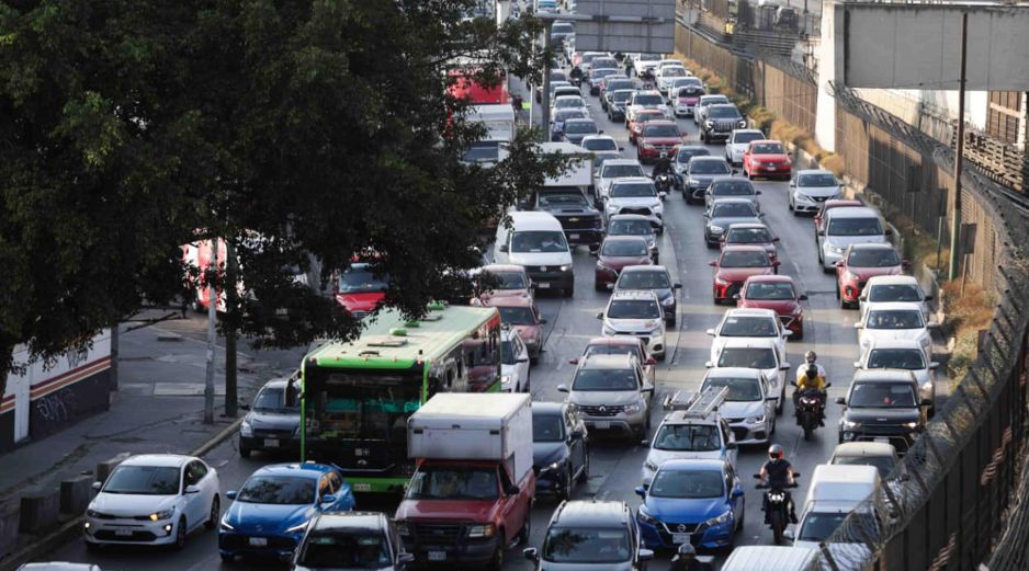 El programa Hoy No Circula se aplica de las 5:00 a las 22:00 horas en todas las alcaldías de la Ciudad de México y en tres zonas conurbadas del Estado de México. SUN/C. Mejía