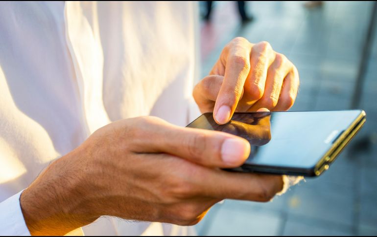 Existen algunas herramientas en tu celular para impedir llamadas de desconocidos. UNSPLASH / S. YAMKASIKORN