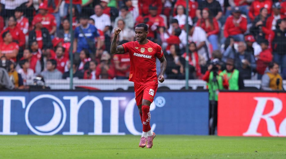 El futbolista de Toluca señaló que, durante su salida rumbo a los vestidores, se escucharon insultos racistas provenientes de la tribuna. IMAGO7.