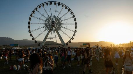 La experiencia real en este festival dista mucho de la perfección proyectada en redes sociales. EFE/C. Torres