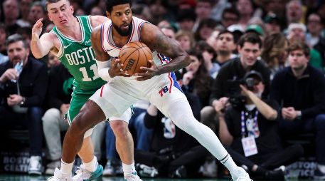 La misma falla que presentaron los Sixers previamente, ahora fue una parte del colapso verde. AFP/ A. GLANZMAN.