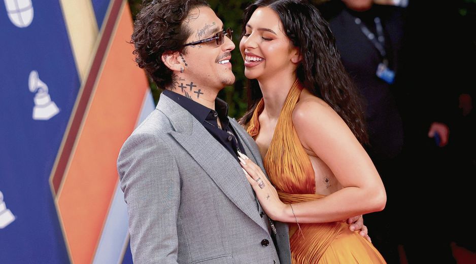 Christian Nodal y Ángela Aguilar asistieron a los Premios Grammy Latinos, en el MGM Grand Garden Arena, el 13 de noviembre de 2025 en Las Vegas, Nevada. AFP