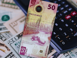 Conoce aquí dónde te conviene cambiar tus dólares hoy mismo para proteger tu bolsillo. ESPECIAL / CANVA