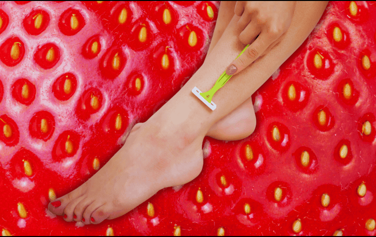 el uso frecuente de rastrillos sin filo, la fricción constante con ropa excesivamente ajustada o la falta de una rutina de exfoliación adecuada son factores determinantes que agravan esta condición. ESPECIAl / CANVA