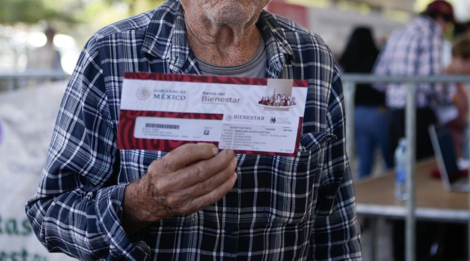 Las personas que se registraron en febrero a dos de los programas de Bienestar ya podrán recoger su tarjeta. EL INFORMADOR/ARCHIVO