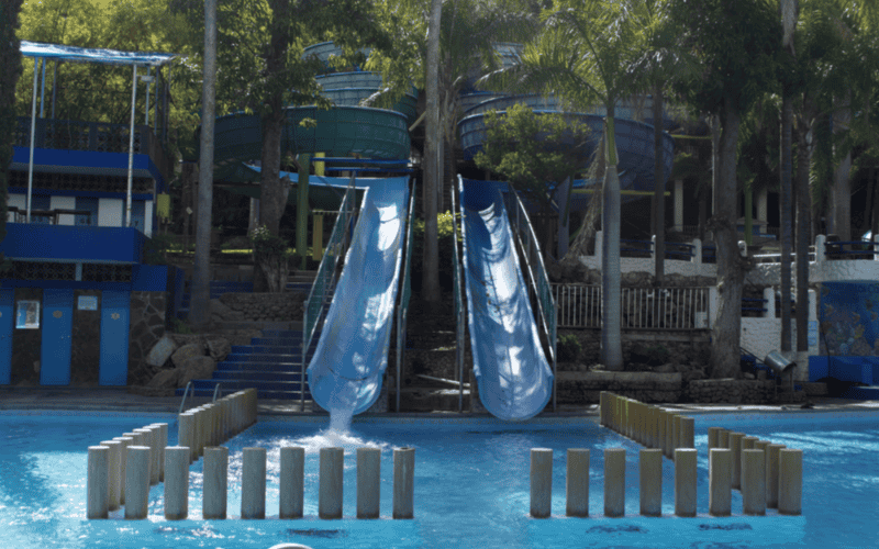 la celebración del 'Día del Parque Acuático' a mediados de 2025 generó descuentos en accesos generales&nbsp;. LOSCAMACHOS