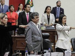 Blanca Yassahara Cruz García, Frida Denisse Gómez Puga, y Arturo Manuel Chávez López rindieron protesta como consejeros electorales en el Instituto Nacional Electoral. SUN/G. Pano