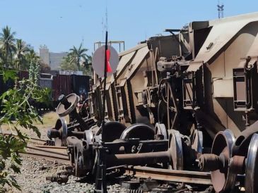 La FGR responsabilizó penalmente por el descarrilamiento al maquinista, al conductor y al jefe de despacho. SUN/ARCHIVO