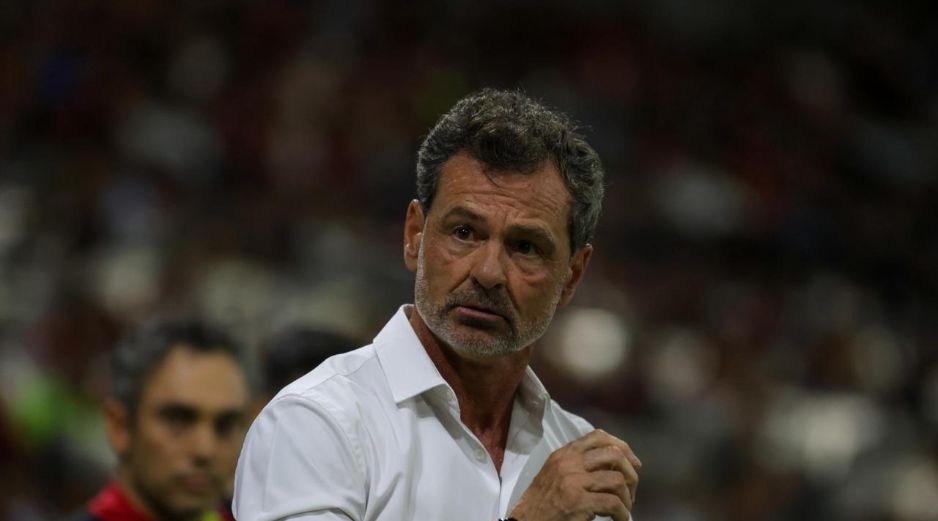 El estratega rojinegro reconoció la calidad del rival al destacar su reciente desempeño y la jerarquía de sus jugadores. EL INFORMADOR/ A. NAVARRO.