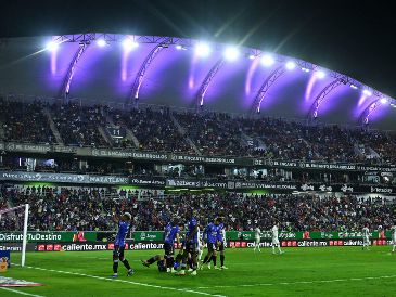 La Federación Mexicana de Futbol reveló que hubo un acuerdo monetario entre TV Azteca y el presidente del Atlante para que este equipo llegue a la Liga MX. Imago7 / ARCHIVO