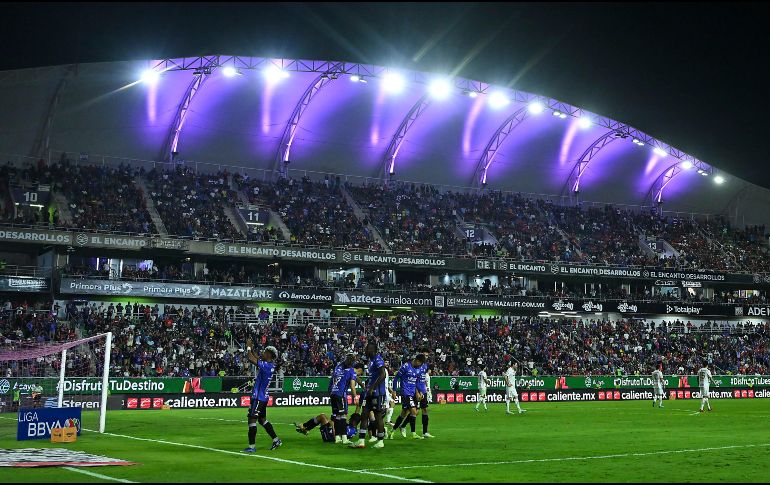 La Federación Mexicana de Futbol reveló que hubo un acuerdo monetario entre TV Azteca y el presidente del Atlante para que este equipo llegue a la Liga MX. Imago7 / ARCHIVO