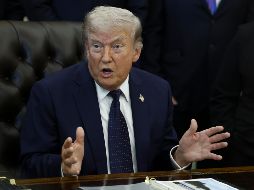 El mandatario asegura no sentir presión por terminarlo, advirtiendo que es Irán quien arriesga su infraestructura petrolera. EFE/W. Oliver