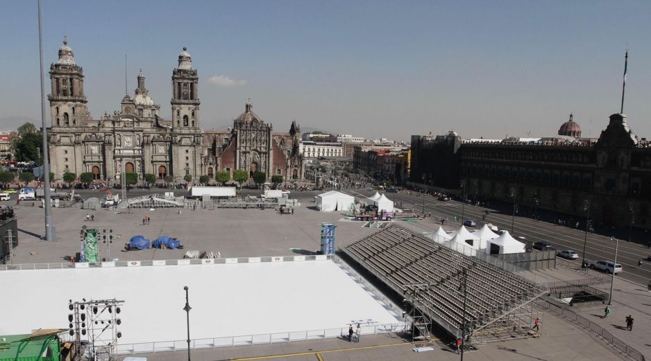 El “Zocalito de las Infancias” tendrá como una de sus principales atracciones una pista de patinaje con tecnología que simula hielo. NOTIMEX/ARCHIVO