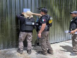 Aseguran casi 5 mil litros de hidrocarburo y desmantelan toma clandestina en Tototlán. CORTESÍA/FGR